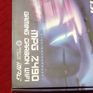 MSI MPG Z490 Gaming Carbon WiFi with Mystic Light